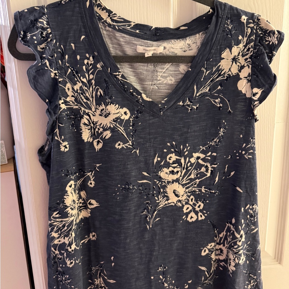 Maurices Ruffled Flutter Sleeve Top in Blue and Gray